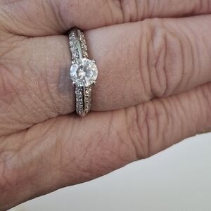 Dazzling 925 Sterling Silver Women's Ring with Crystal Accents Engagement